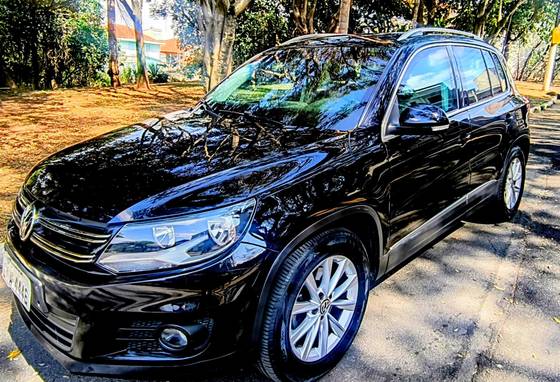 VOLKSWAGEN TIGUAN 2.0 TSI 16V TURBO GASOLINA 4P TIPTRONIC VOLKSWAGEN TIGUAN 2.0 TSI 16V TURBO GASOLINA 4P TIPTRONIC